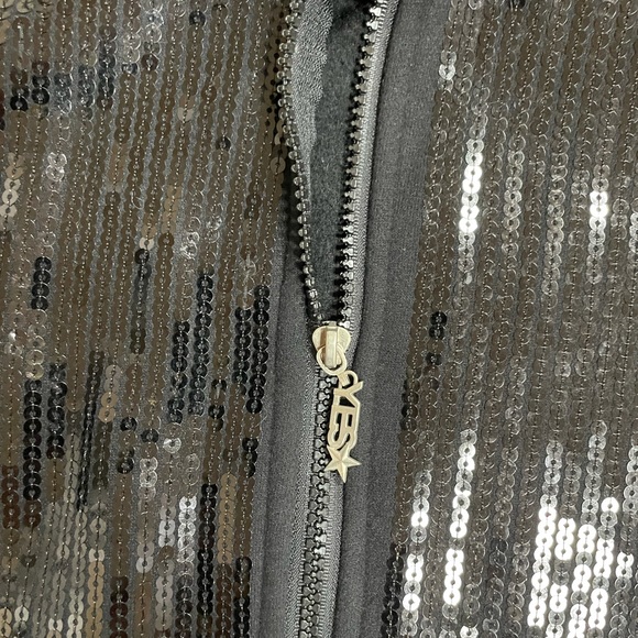 Jacket - Picture 8 of 8